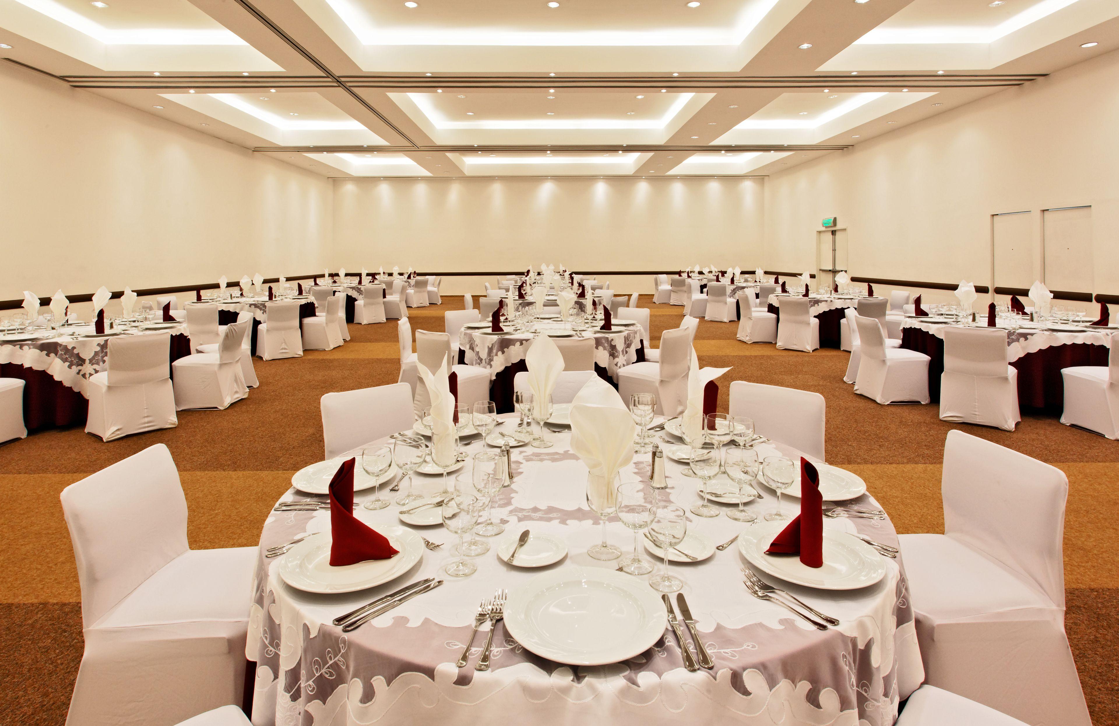 Holiday Inn Mexico City-Plaza Universidad By Ihg — Photos 1